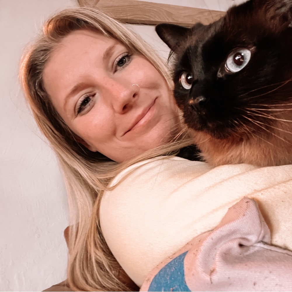 Meet your Posher, Jessica